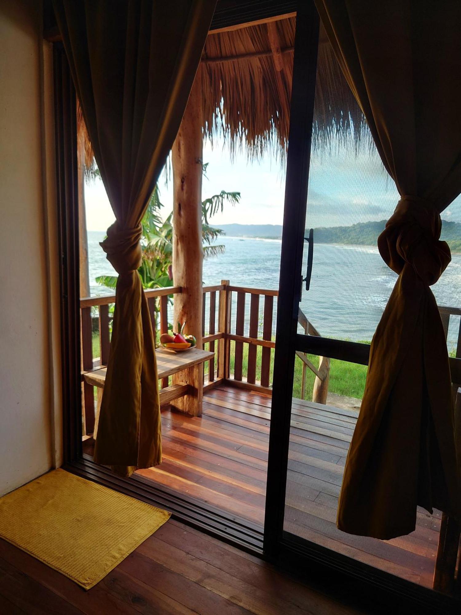 Monkey House Hostel Tola Exterior photo